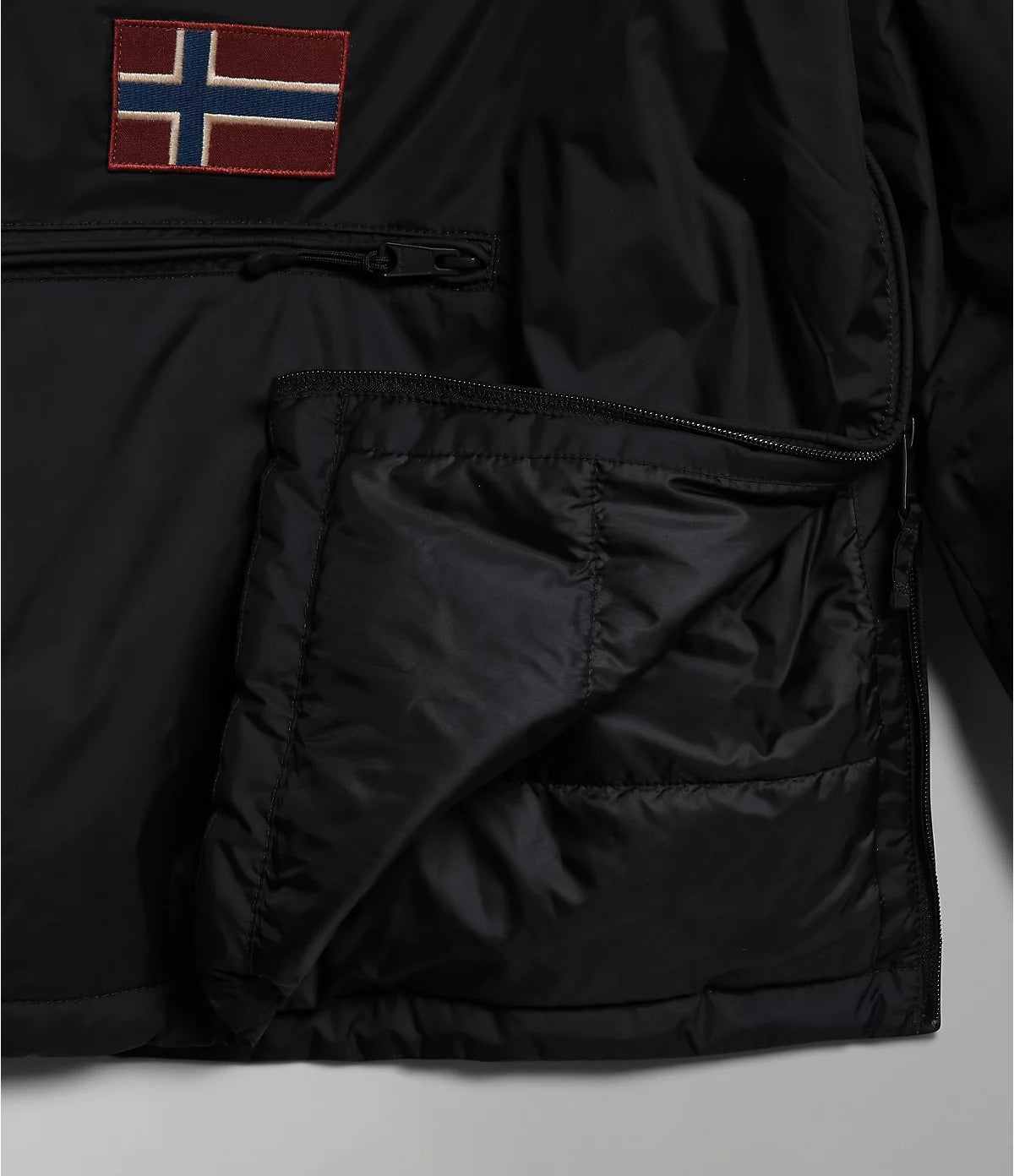 Northfarer Winter Anorak Jacket in Black