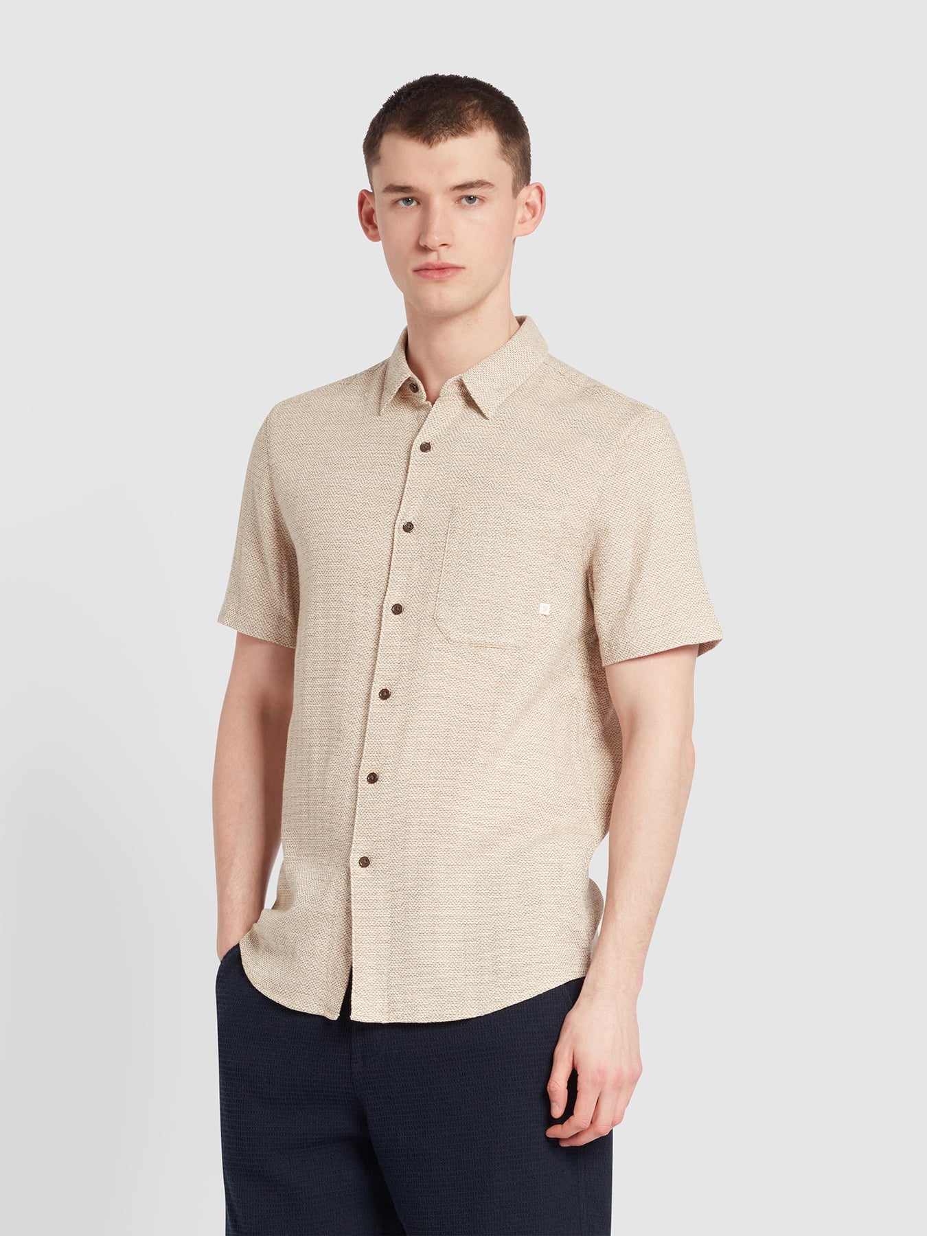 Farah Denzie Jacquard Short Sleeve Shirt Ecru