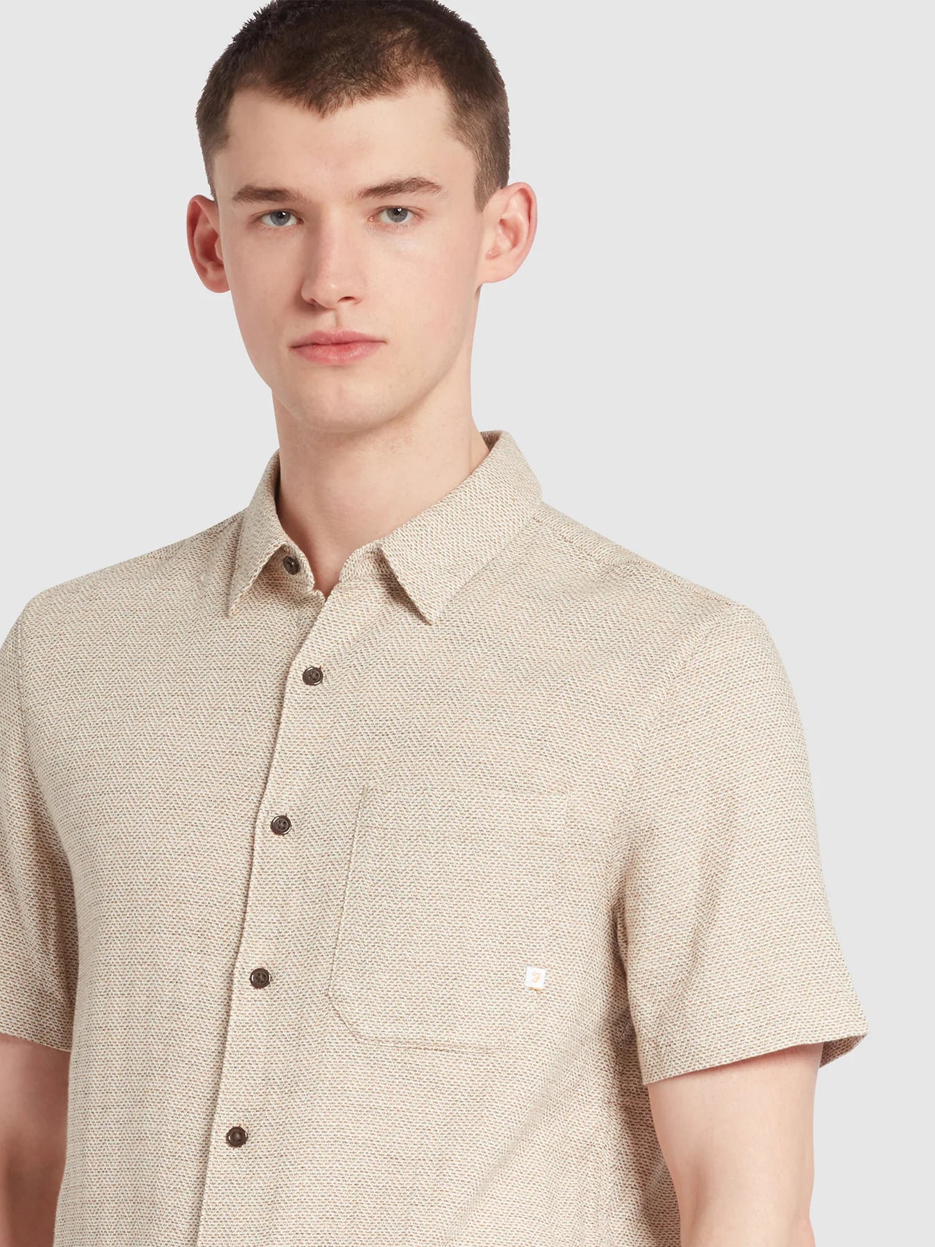 Farah Denzie Jacquard Short Sleeve Shirt Ecru