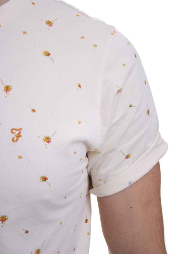 Farah Vintage Dandelion Sol T Shirt in Cream