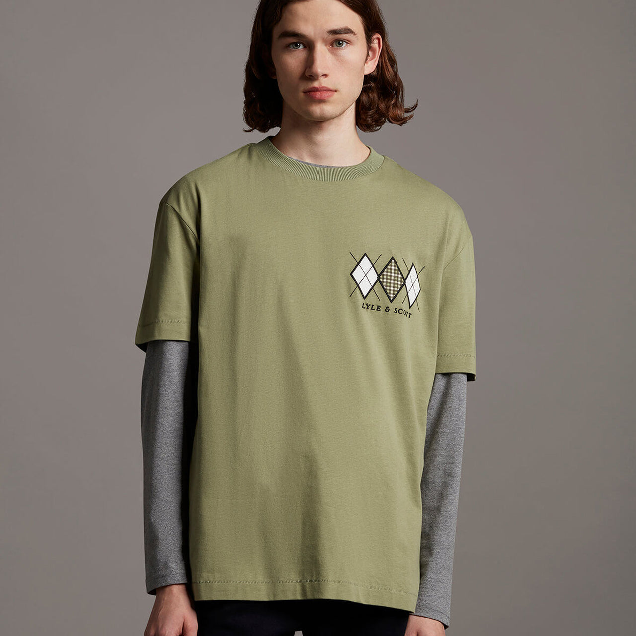 Lyle & Scott Archive Diamond Applique T-Shirt in Moss