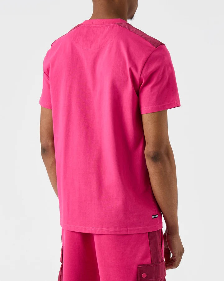 Weekend Offender Garcia T-Shirt in Magenta