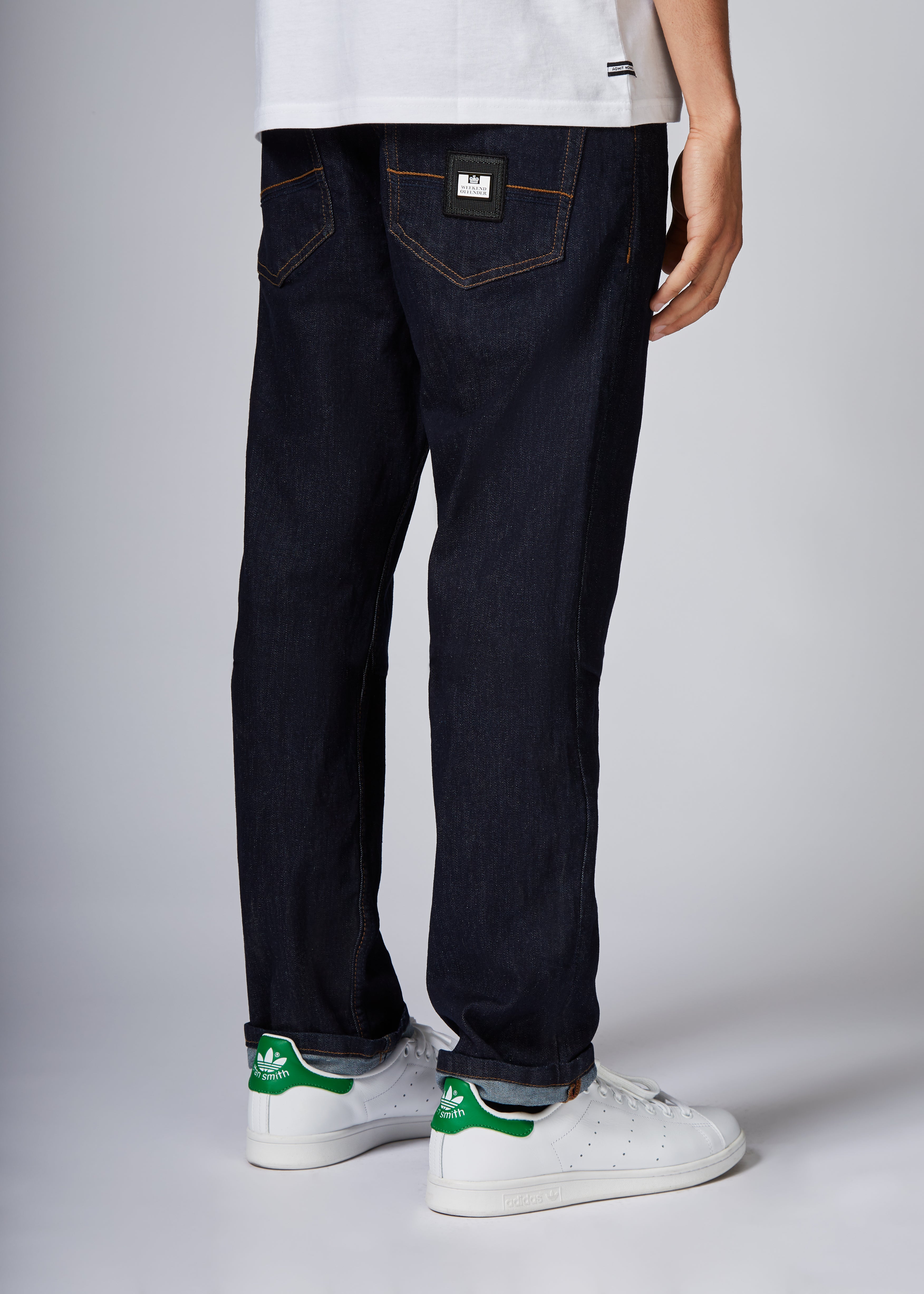 Weekend Offender Regular Tapered Jeans Dark Rinse Wash