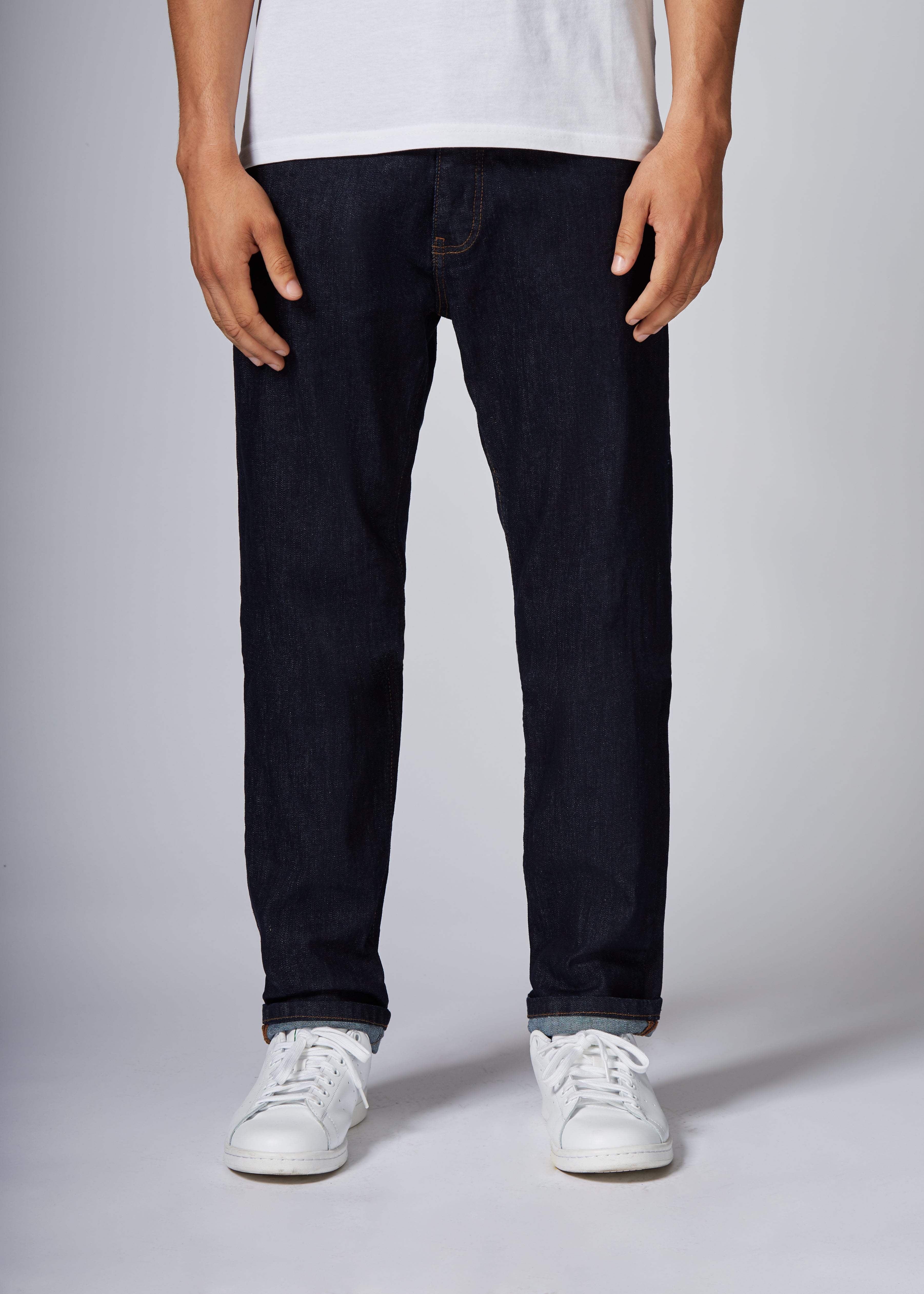 Weekend Offender Regular Tapered Jeans Dark Rinse Wash